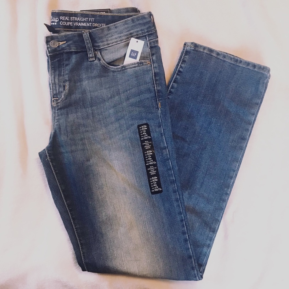 ☑️ NWT GAP Low Rise Straight Leg Jeans